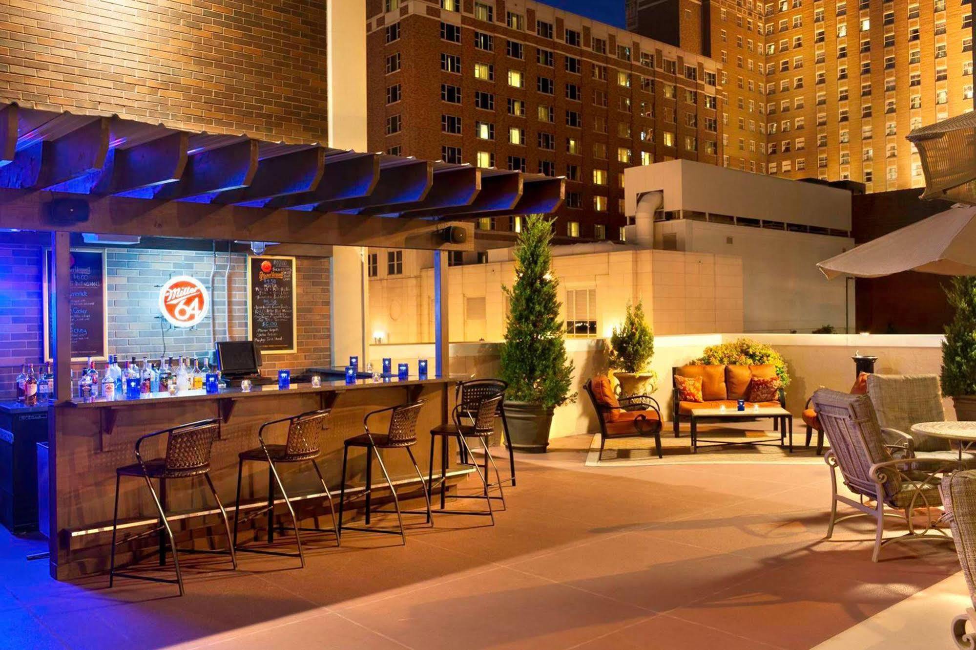 Hotel Doubletree By Hilton Downtown